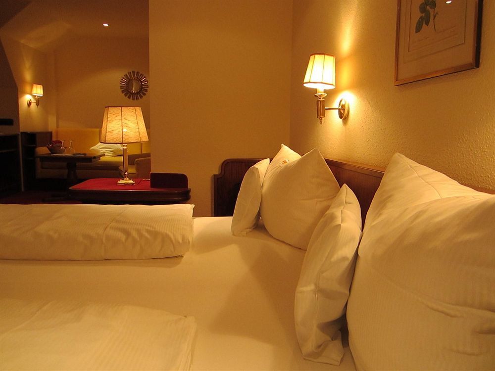 Romantik Hotel Zur Sonne Badenweiler Kültér fotó